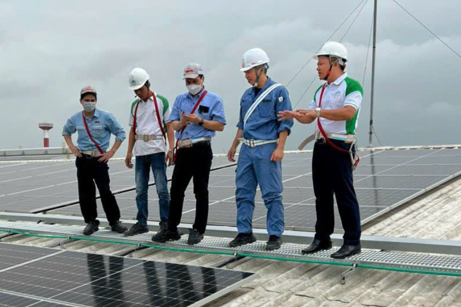Lãnh đạo công ty năng lượng mặt trời Vinasol