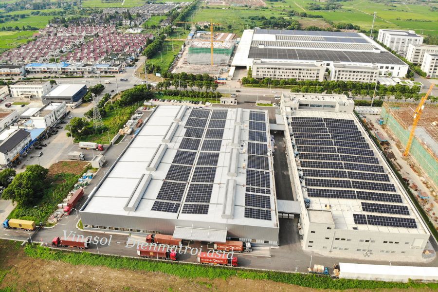 Nhà máy sản xuất Tấm pin năng lượng mặt trời Leapton